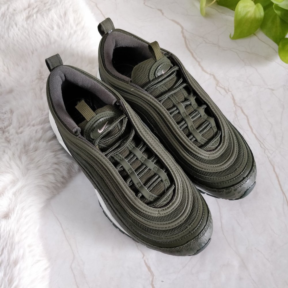 🔥𝐒𝐎𝐋𝐃 𝐎𝐔𝐓🔥 - Picture 7 of 8